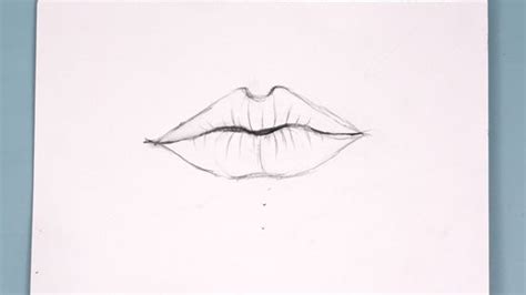 How To Draw A Girl Lips Smiling