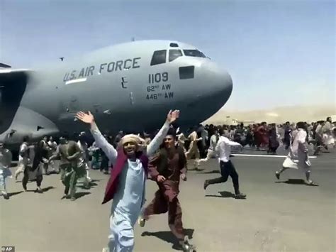 Taliban Seize Afghanistan Thousands Await Airlift From Kabul Airport