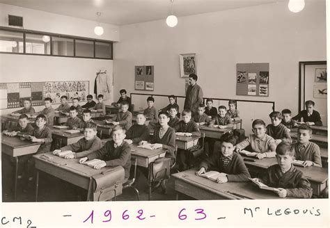 Photo De Classe Cours Moyen 2 Eme Année De 1962 Ecole Jean Maridor