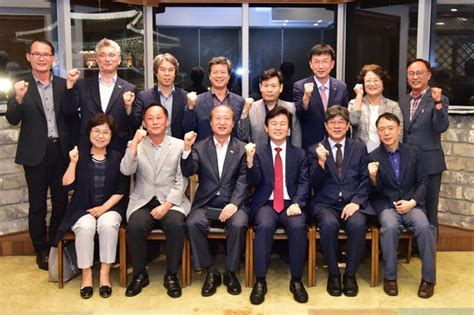 진주시·진주교육지원청 교육발전 간담회 가져 진주신문