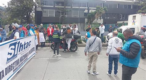 Colapsó Movilidad En Inmediaciones Del Aeropuerto El Dorado Por