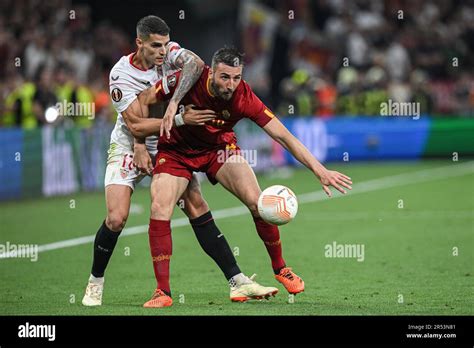 Budapest Hungary 31052023 Bryan Cristante 4 Roma And Erik Lamela