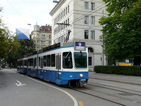 Vbz Tram Be Unterwegs Auf Der Linie In Der Stadt Z Rich Am