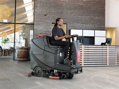 Viper AS710R Ride On Scrubber Dryer RapidClean