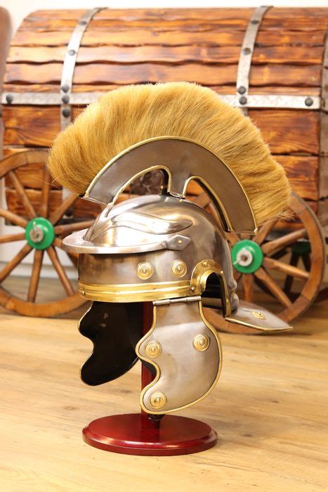 Italy - Roman war Helmet, handmade (replica) - Helmet - Catawiki