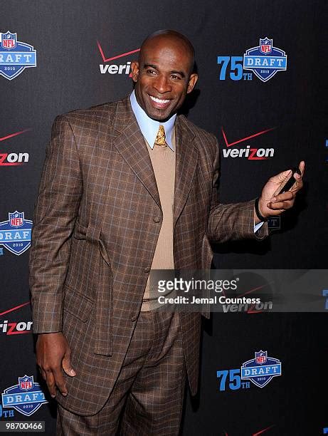 Deion Sanders Draft Photos and Premium High Res Pictures - Getty Images