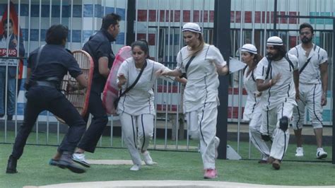 Bigg Boss October Written Update Jail Break Task Wrecks