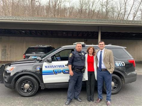 Naugatuck Police Officer Who Helped Countless People Retires