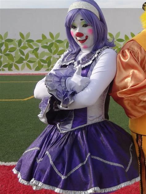 Pin By Jojo Amai On Clowns Clown Pics Female Clown Halloween Clown