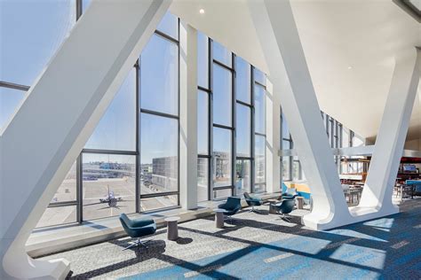 American Airlines Opens A Brand New Admirals Club At Newark International Airport