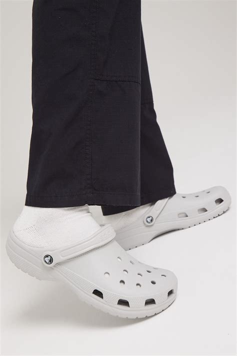 Crocs Classic Clog Atmosphere – Universal Store