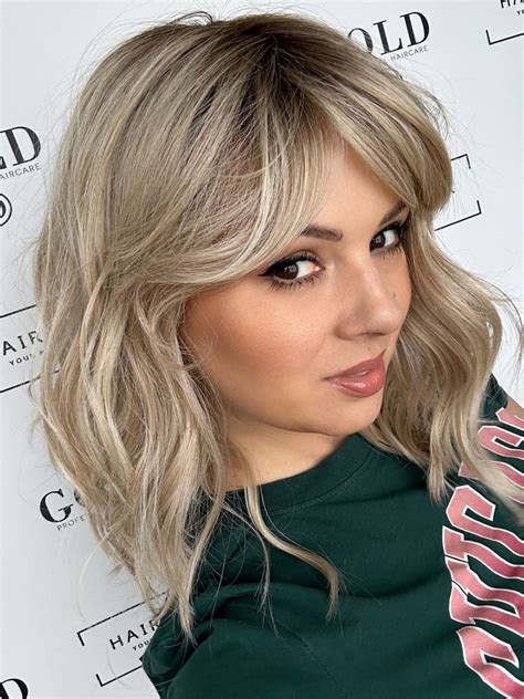 Peruka syntetyczna Tea Rose Tress Leches blonde falowane włosy cm Hair Lux