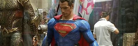 Justice League Hot Toys Images From SDCC