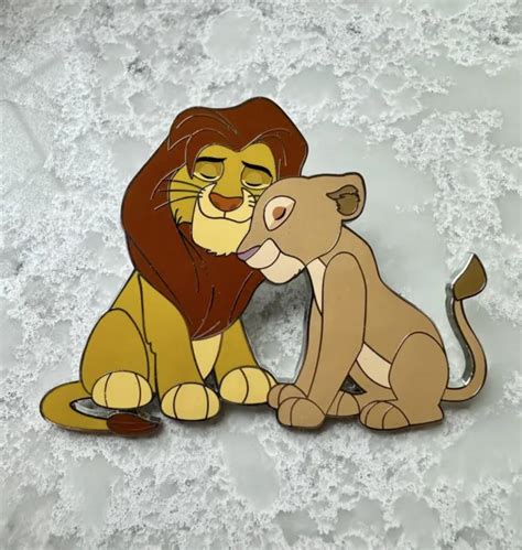 DISNEY PIN DISNEYLAND Paris DLP Simba Lion King Simba Nala Mini Jumbo