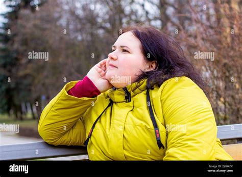 Chubby Brunette Hi Res Stock Photography And Images Alamy