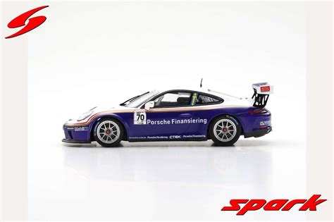 Porsche 911 996 GT3 RS 72 24H Le Mans 2002 1 43 Spark HMKT