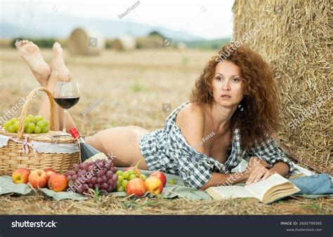 Sexy Naked Woman Glass Red Wine Stock Photo 2600799385 Shutterstock
