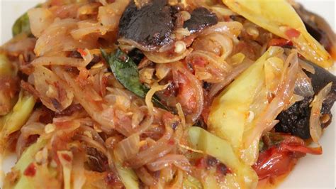 capsicum curry maalu miris curry sri lankan muslim style eriyal