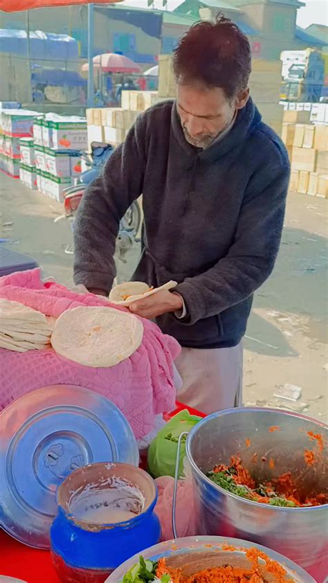 mama famous street masala roti mai gate fruit mandi sopore fblifestyle