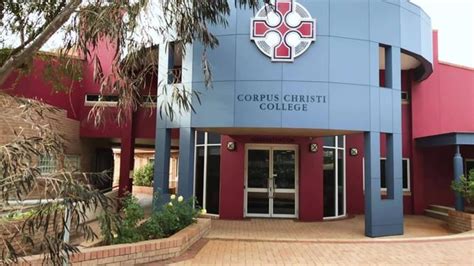 Corpus Christi College becomes third Perth school to record COVID ...