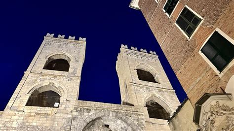 Nuova Illuminazione Monumentale Per Porta Soprana Palazzo San Giorgio