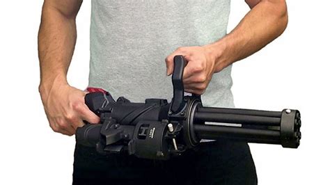 XM556 Microgun - самый маленький миниган в мире: masterok — LiveJournal
