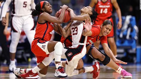 NCAA women's Final Four: Arizona stuns UConn, sets up national title game with Stanford - CNN