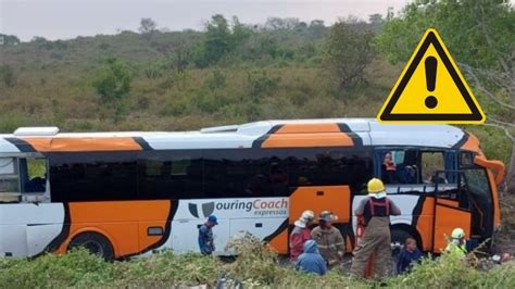 Accidente de autobús turístico de CDMX a Veracruz deja un 1 muerto