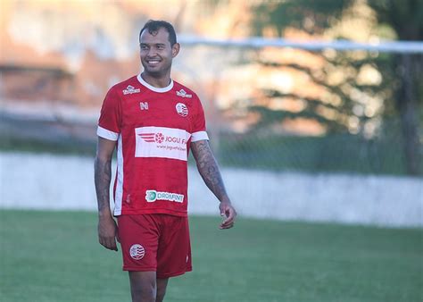 Náutico deve ter reforços para a partida contra o Sampaio Corrêa