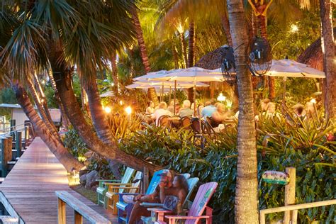 Guanabanas About Us Outdoor Dining With A True Florida Experience