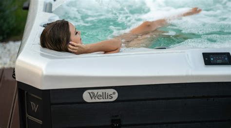 Mont Blanc 7 Person Hot Tub For Sale Wellis Hot Tubs