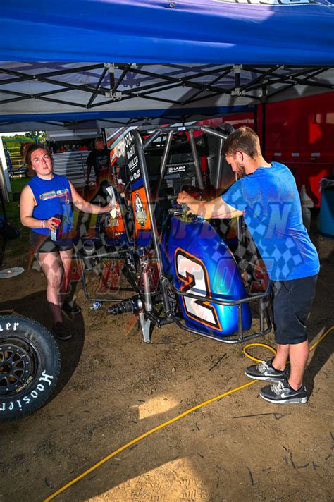 5 21 2023 SWEET SPRINGS HOT LAPS QUALIFYING USAC MIDGETS Highfly Nphotos