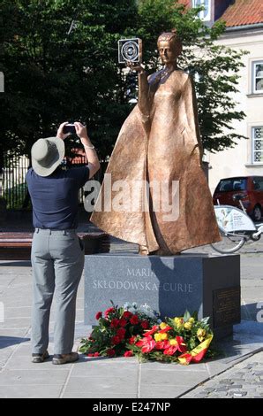 Statue Of Maria Sklodowska Curie In Warsaw Stock Photo Alamy