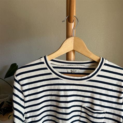 Women S Madewell Stripped Quarter Sleeve Size Depop