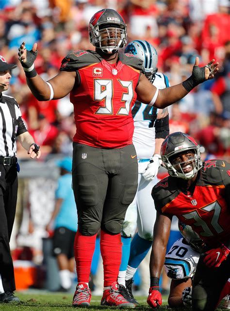 Raiders Meet With Dt Gerald Mccoy