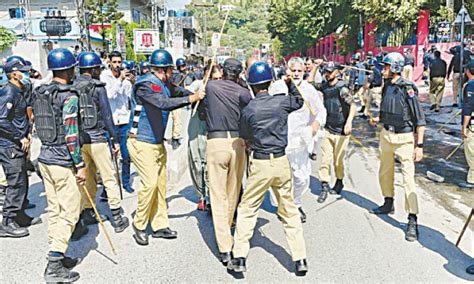 Protests Against Inflated Power Bills Turn Violent In Muzaffarabad