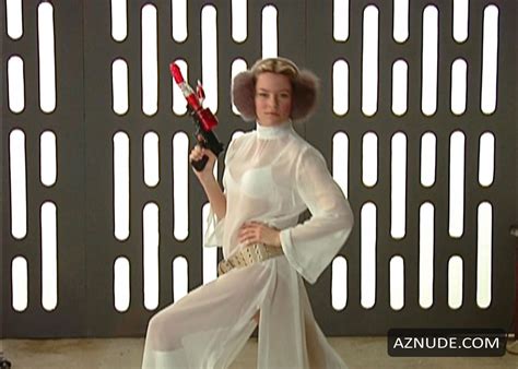 ZACK AND MIRI MAKE A PORNO NUDE SCENES AZNude