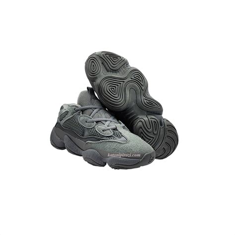 آدیداس یزی 500 طوسی Adidas Yeezy 500 کتونی پیروزی