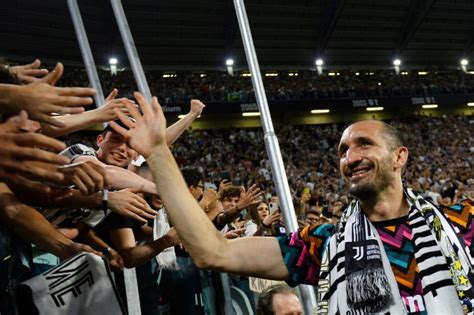 Chiellini Coy On Future After Emotional Farewell Cn