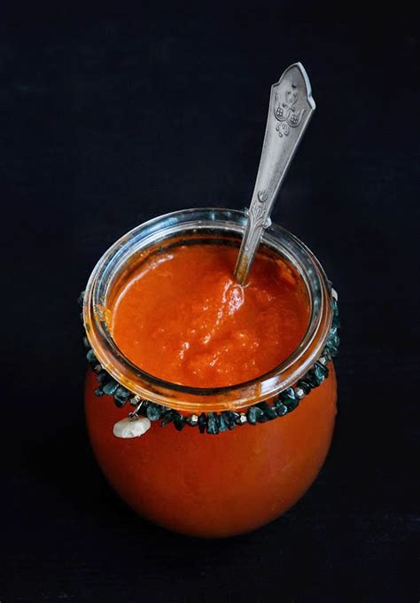 Confessions of a spoon: Mario Batali's tomato sauce with carrots ...