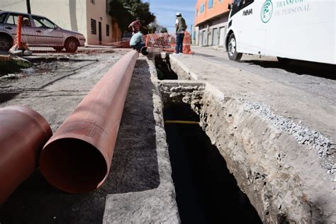 CINCUENTA Y DOS METROS DE NUEVO DRENAJE PARA LA COLONIA SIMÓN DÍAZ El