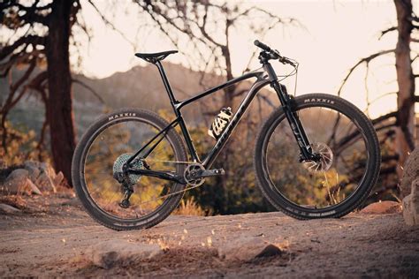 Giant Xtc Hardtail Mountain Bike OFF 50