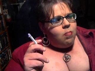 Sissy Smoke Hotntubes Porn