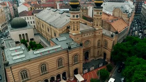 Dohány Street Synagogue: Tickets, Tours & Visitor Info