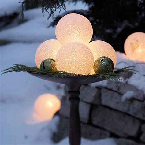 Outdoor Christmas Lights Ideas for Your Yard Decoration