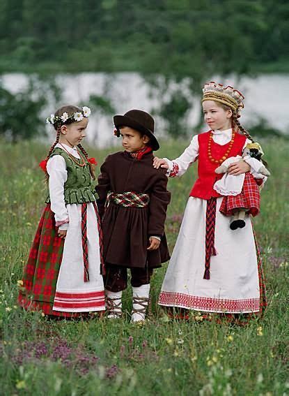 Lithuanian clothing, Folk clothing, Folk costume