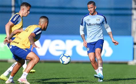 Grêmio se reapresenta e treina visando duelo de sábado diante do