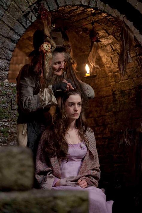 For Fantine S Haircutting Scene Anne Hathaway S Personal Make Up