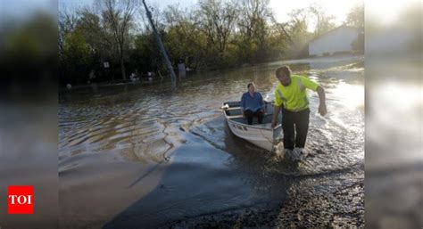 Two Dams Fail In Us State Of Michigan Thousands Evacuated Times Of India