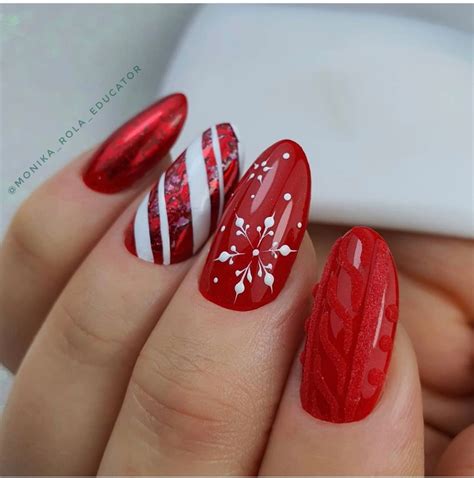 Stunning Christmas Nail Designs And Holiday Manicure Ideas To Try This